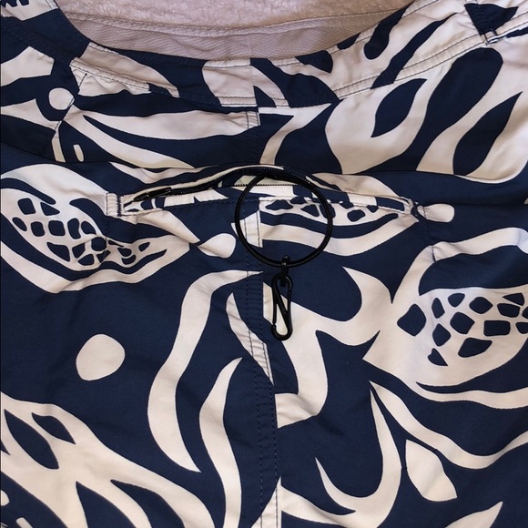 Like new Patagonia Men’s swim trunks sz 32 - Picture 5 of 5